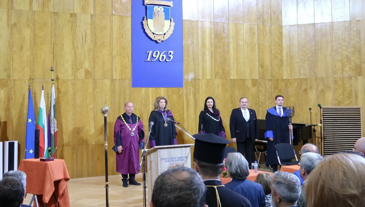 Илиана Йотова просълзява с величаво академично слово за търновските царе