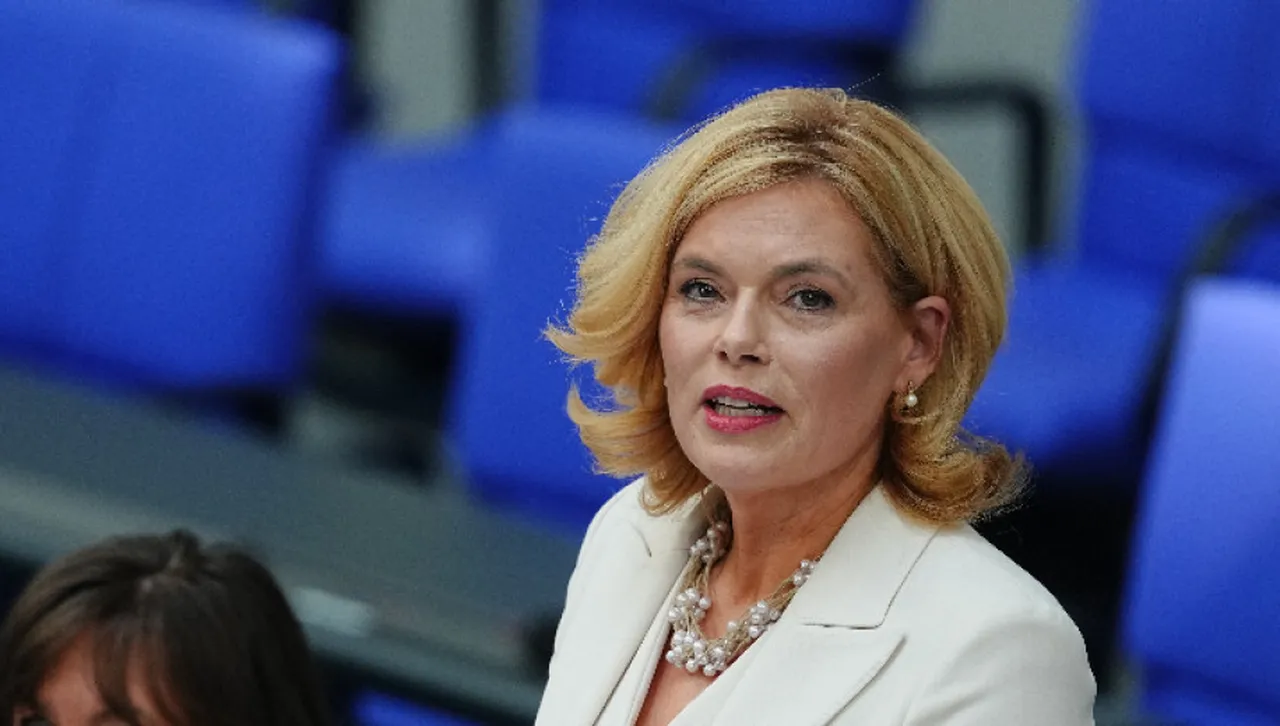 Юлия Кльокнер зае поста председател на Бундестага