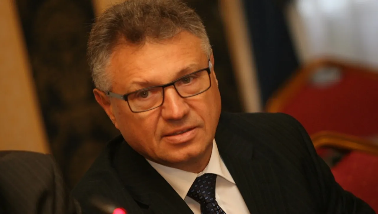 Шаламанов очерта три възможни сценария за развитието на войната в Украйна