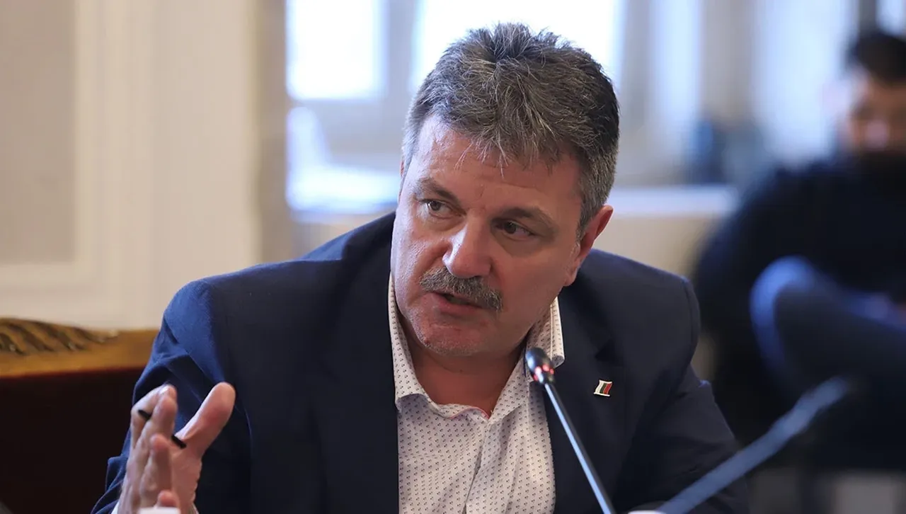 Комисията е входната точка за пряко участие на гражданското общество