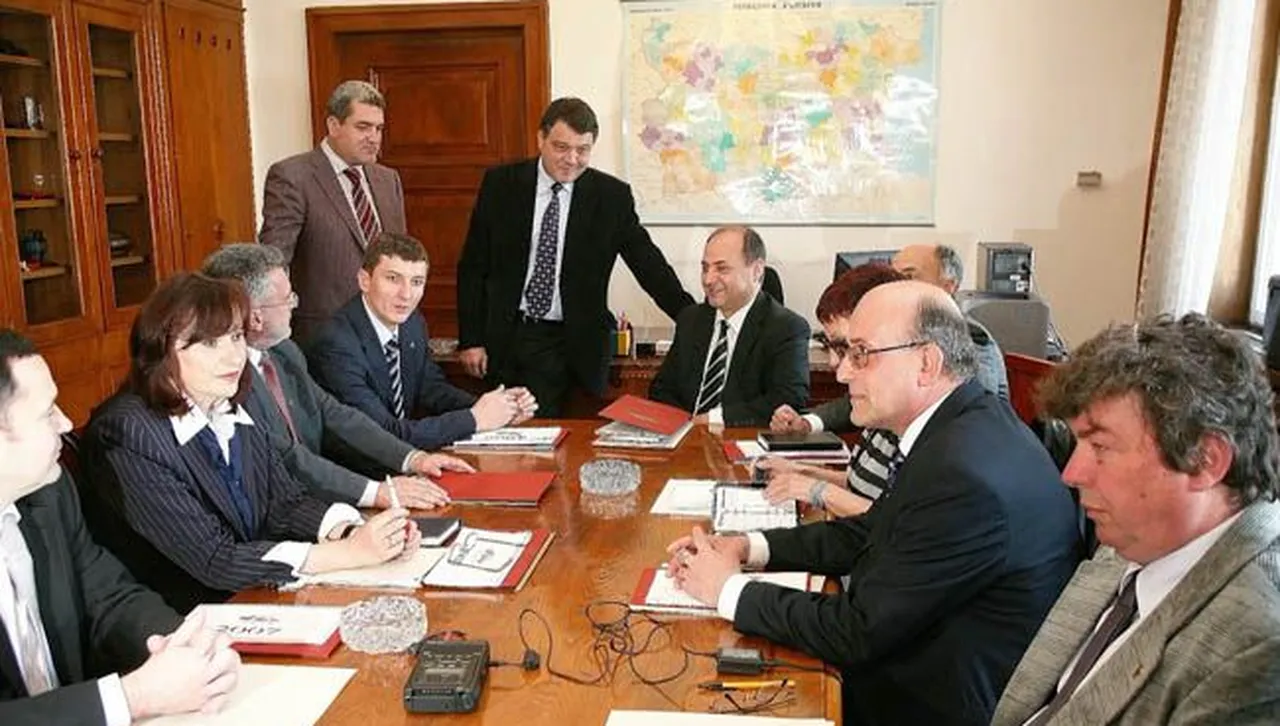 18 години Комисия по досиетата: Четвъртият опит за разкриване на агентите на ДС устоява на всички атака