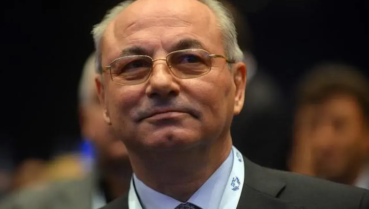 Почетният председател отправи поздрав към Румен Радев на официалната страница