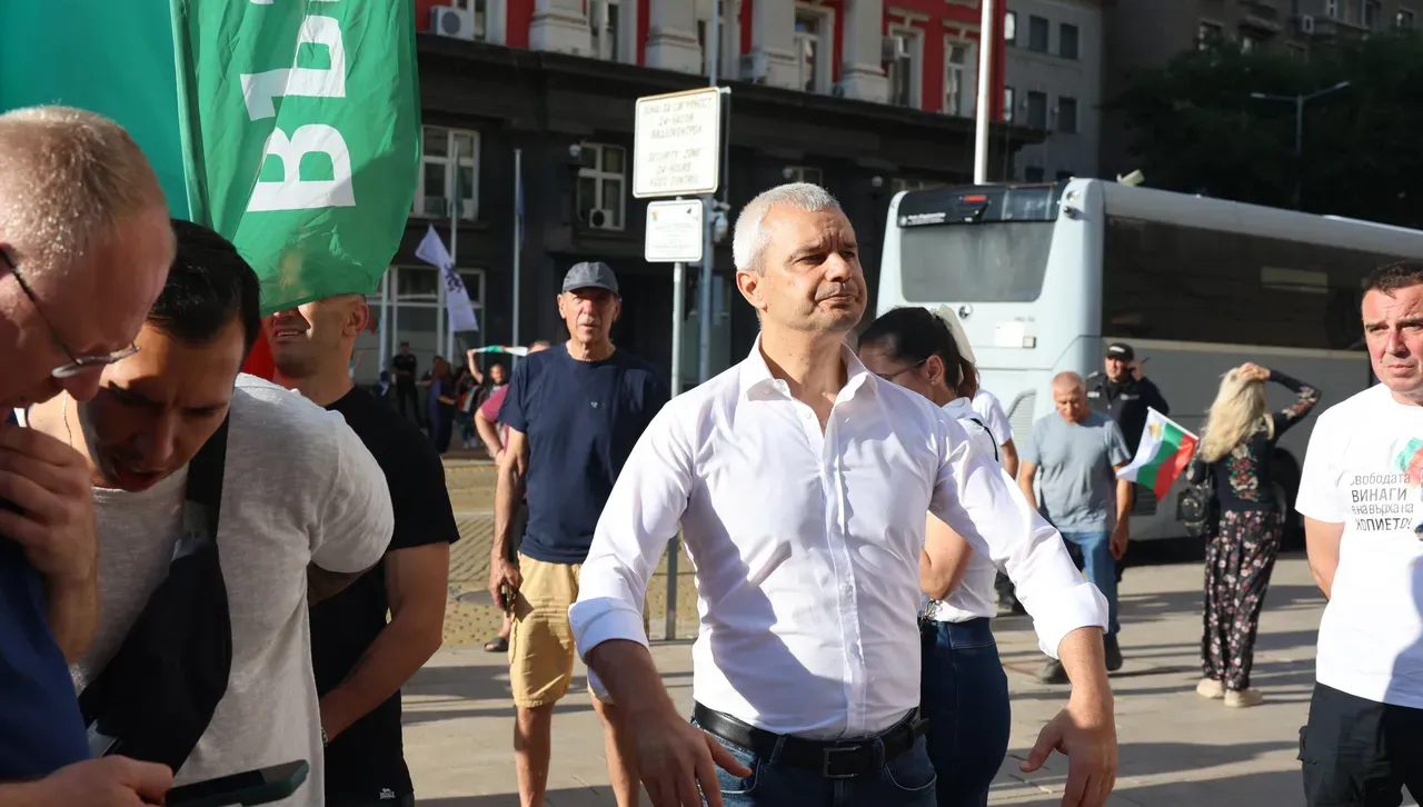 Пеевски: Няма да допуснем политиката да е улични боеве, организирани от ПП-ДБ и антидържавните им сподвижници