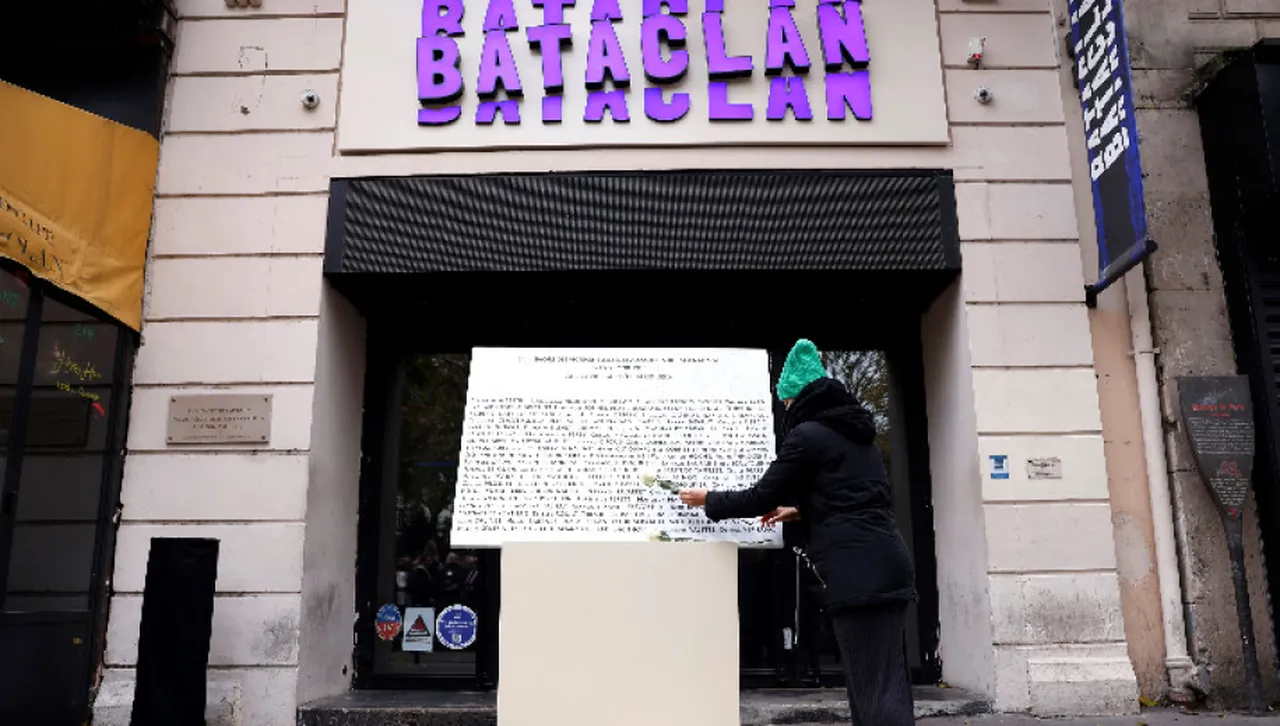 Обвиниха 3 млади жени във Франция за планиран терористичен акт в Париж