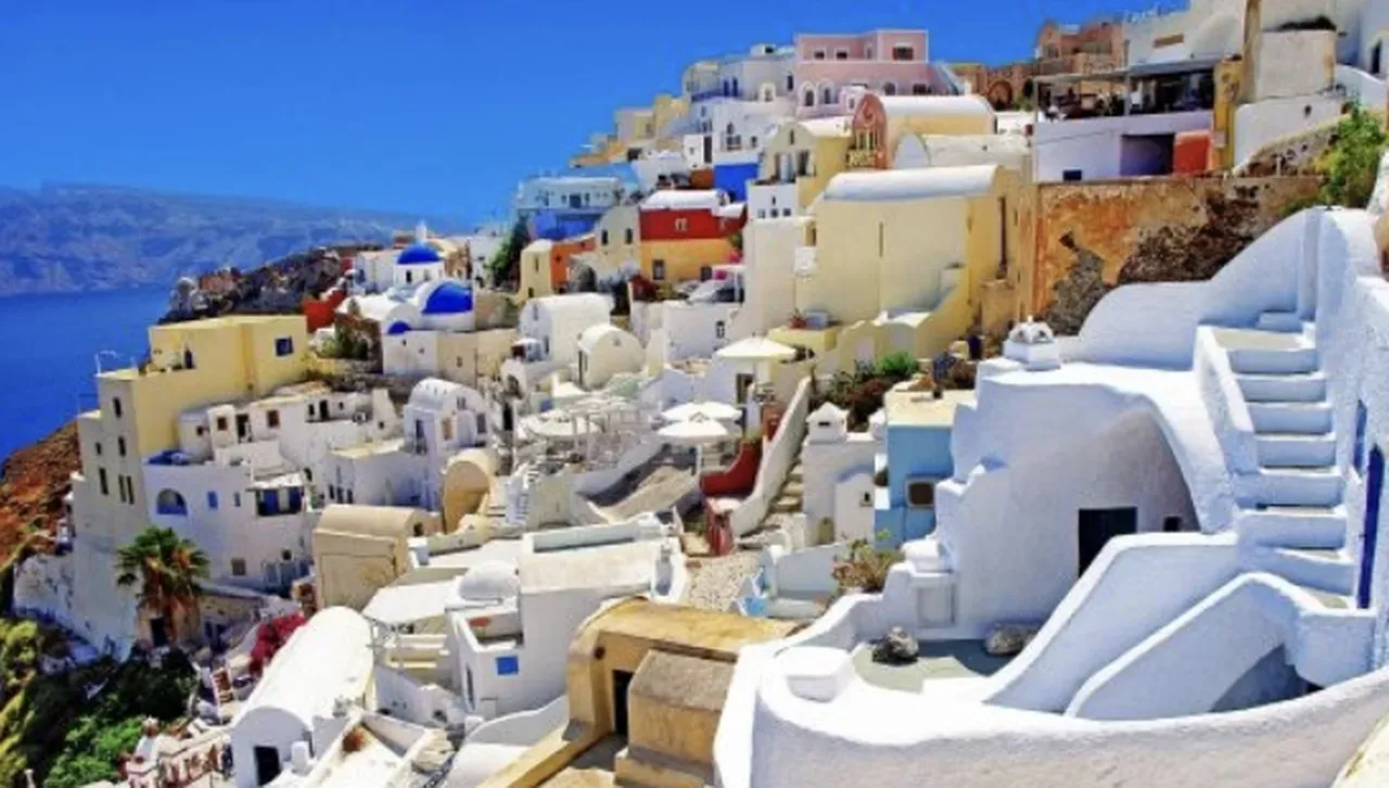 200 земетресения за 48 часа регистираха сеизмолозите в района на Санторини