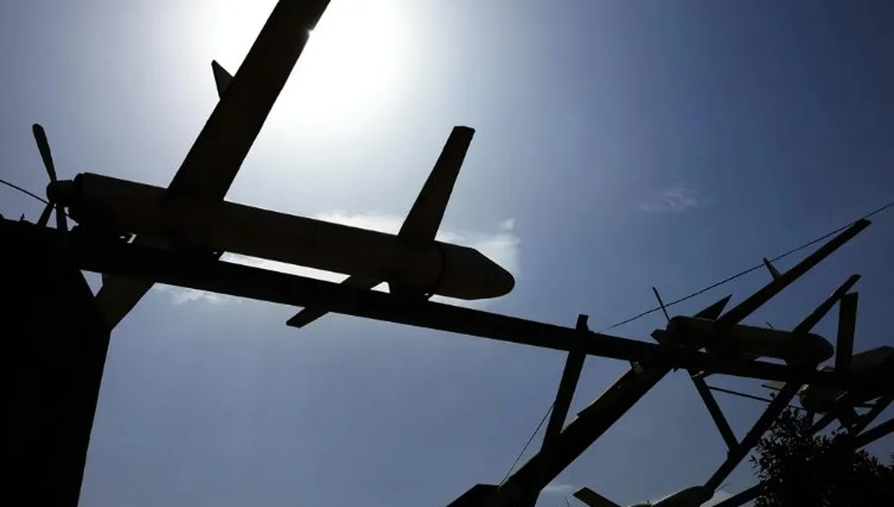 Саботажи и пропаганда: как Русия атакува Полша