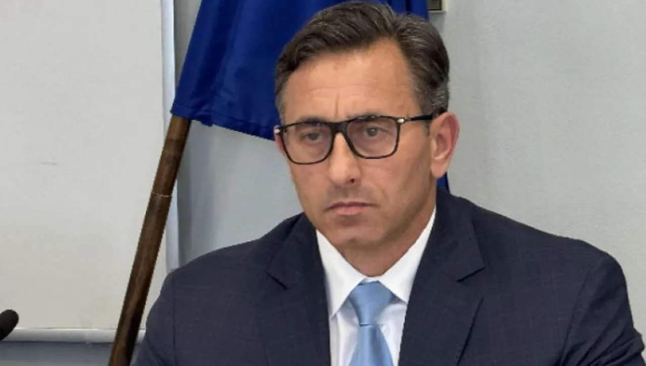 Официално: Правителството назначи Румен Спецов за особен управител на дружествата на "Лукойл"