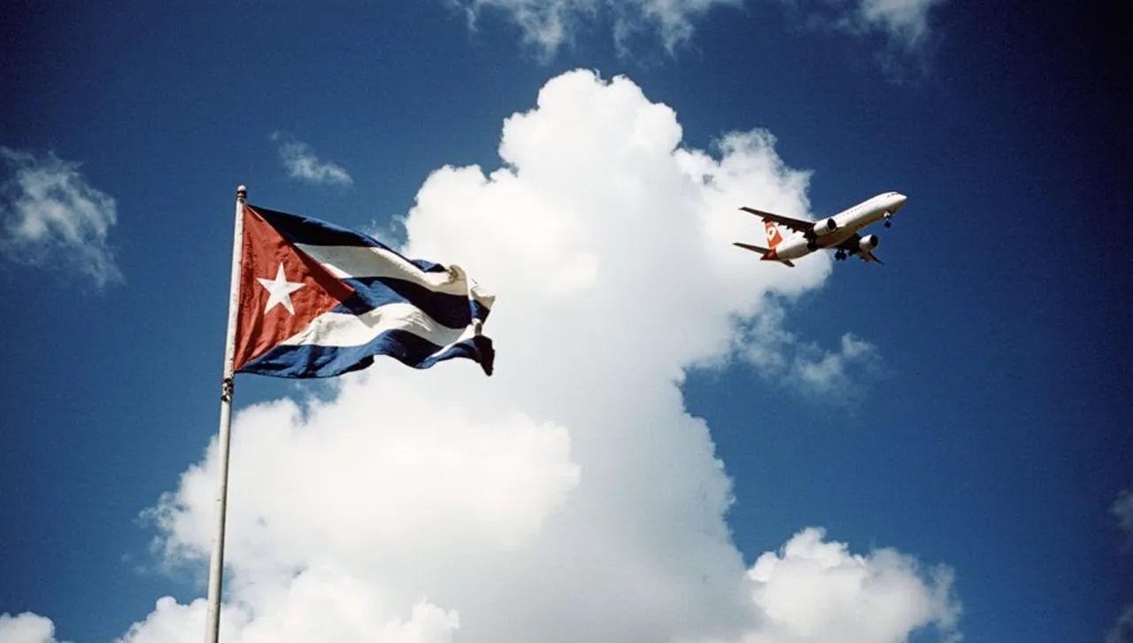 Евакуация на руски туристи в Куба: американското петролно ембарго удари туризма на "Острова на свободата"