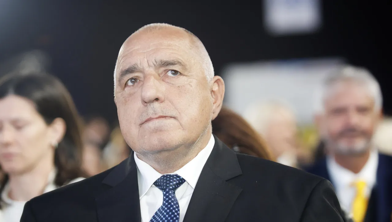 Борисов: Темелите на държавата са в паянтово състояние, разчитаме на кметовете