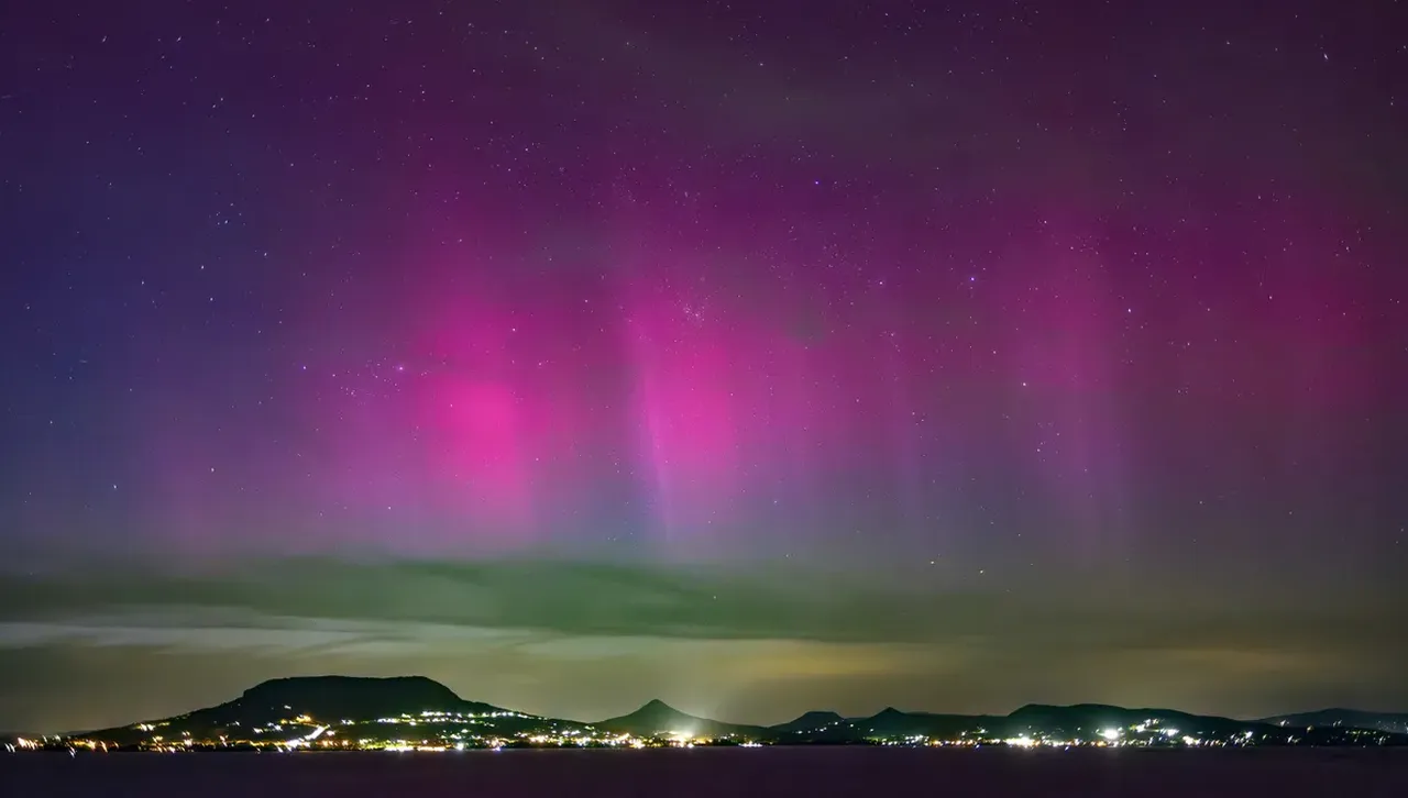 CNN: Мощна слънчева буря над Северна Америка: Очакват се полярни сияния дълбоко на юг 