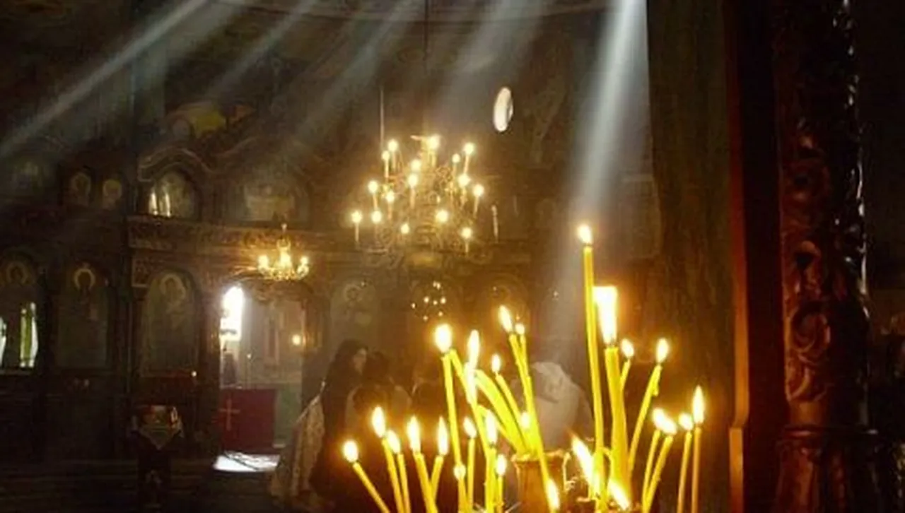 Почитаме паметта на свети ап. Акила и преподобни Никодим Светогорец