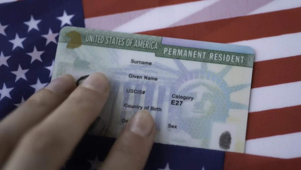 Край на зелените карти - САЩ спря визовия жребий по нареждане на Тръмп