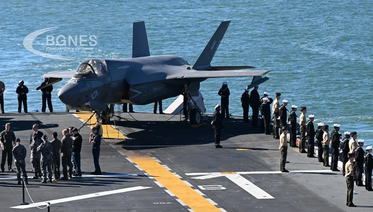 Наредено е на втора ударна група да се подготви за