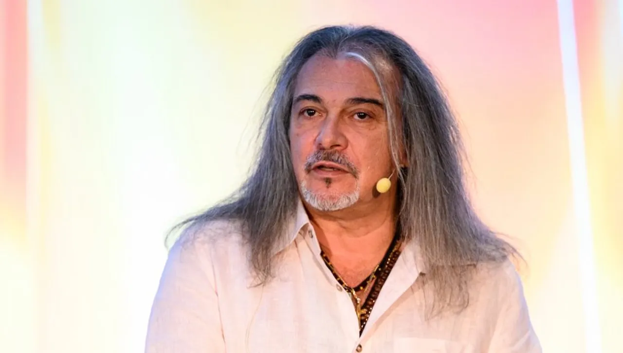 Халваджиян: Лъжливи политици ни превръщат в "спящо общество" с "беззъба журналистика"