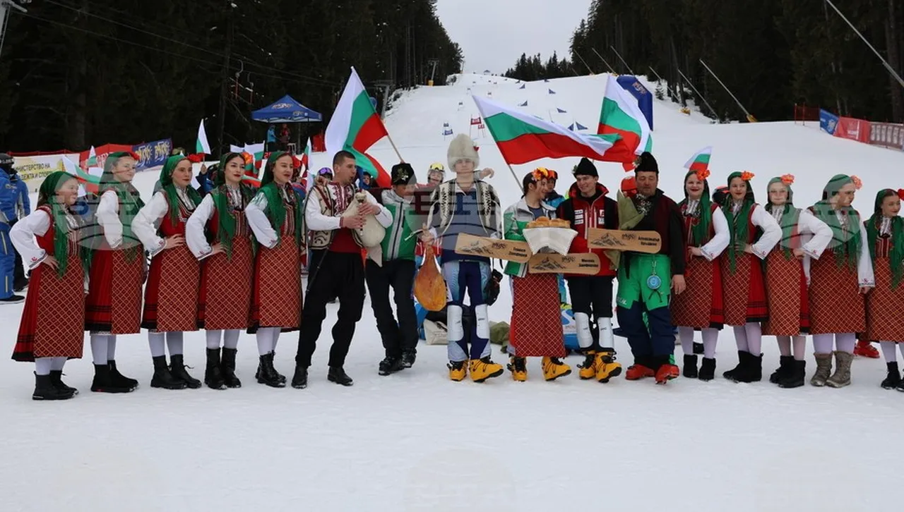Десетки фенове посрещнаха в Банско олимпийските ни герои 