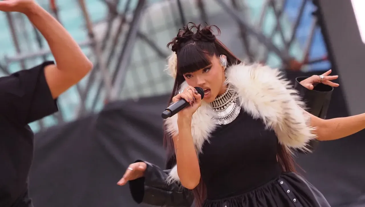  DARA: Вълната от подкрепата ме върна в битката за "Евровизия"