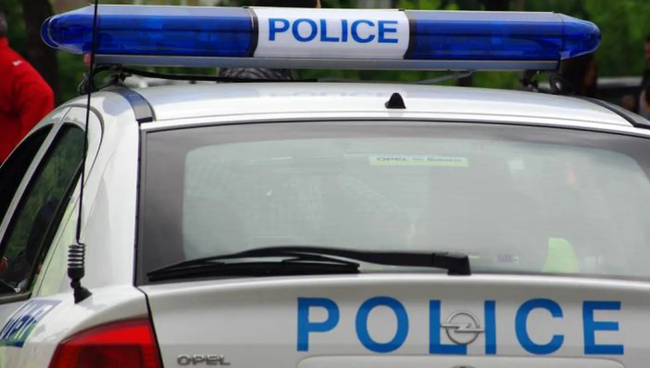 Двама мъже избягаха от затвора в Ловеч, полицията ги залови