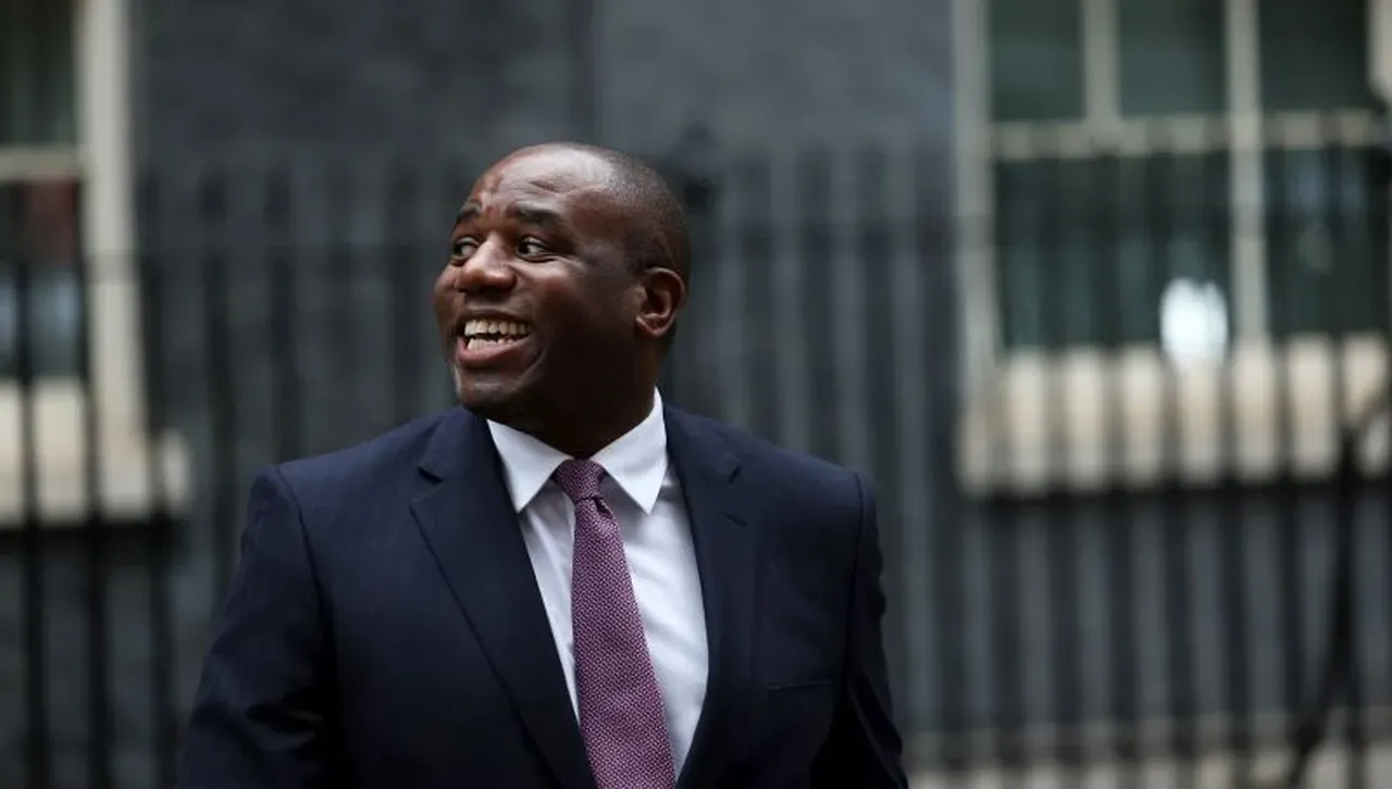 Среща на външните министри на Великобритания и Турция за стратегическо сътрудничество