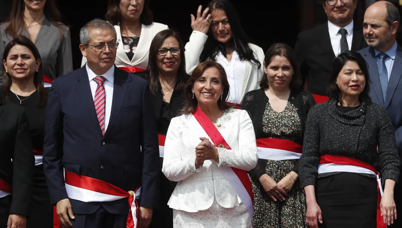 Отстраниха от власт президента на Перу заради неовладяната престъпност