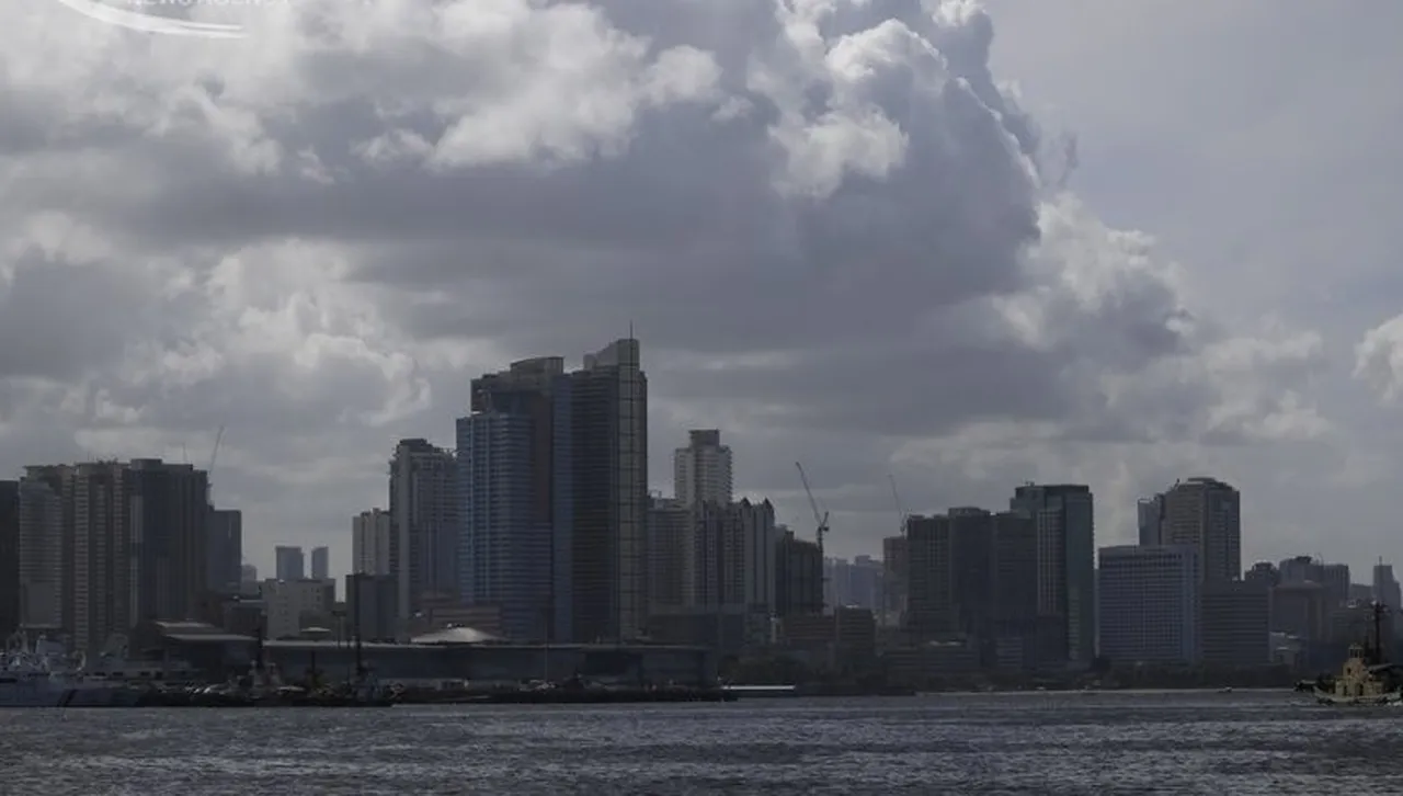 Хонконг отмени полети и спря транспорта с приближаването на тайфуна „Уифа“