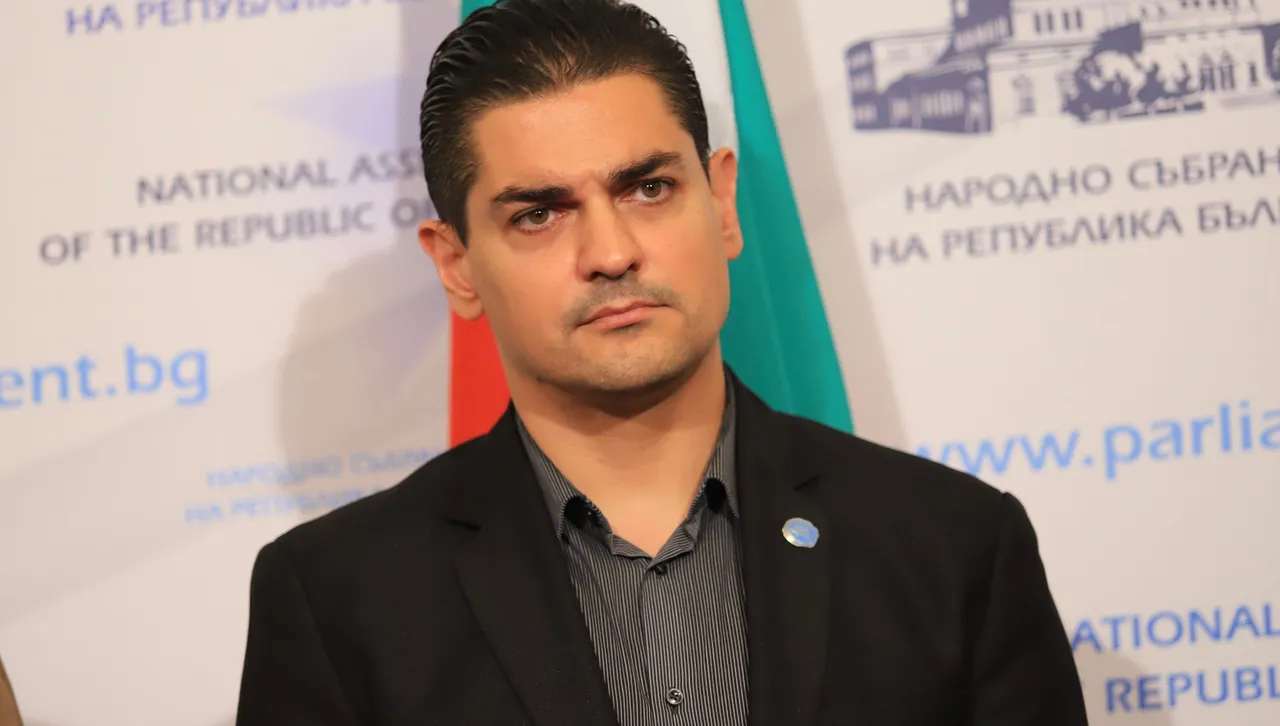 МЕЧ: Подпалвачите на България – на съд за държавна измяна 