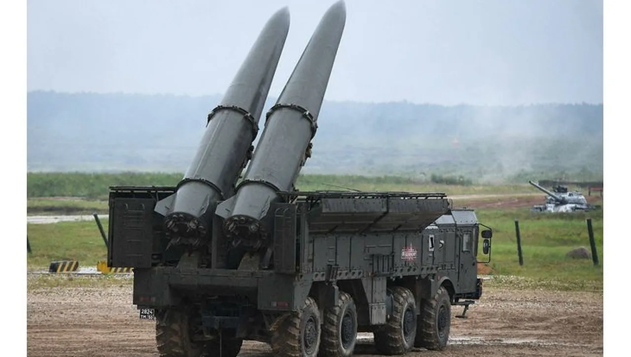 Открити са десетки компоненти от САЩ в ракетите „Искандер“, ударили Министерски съвет в Киев