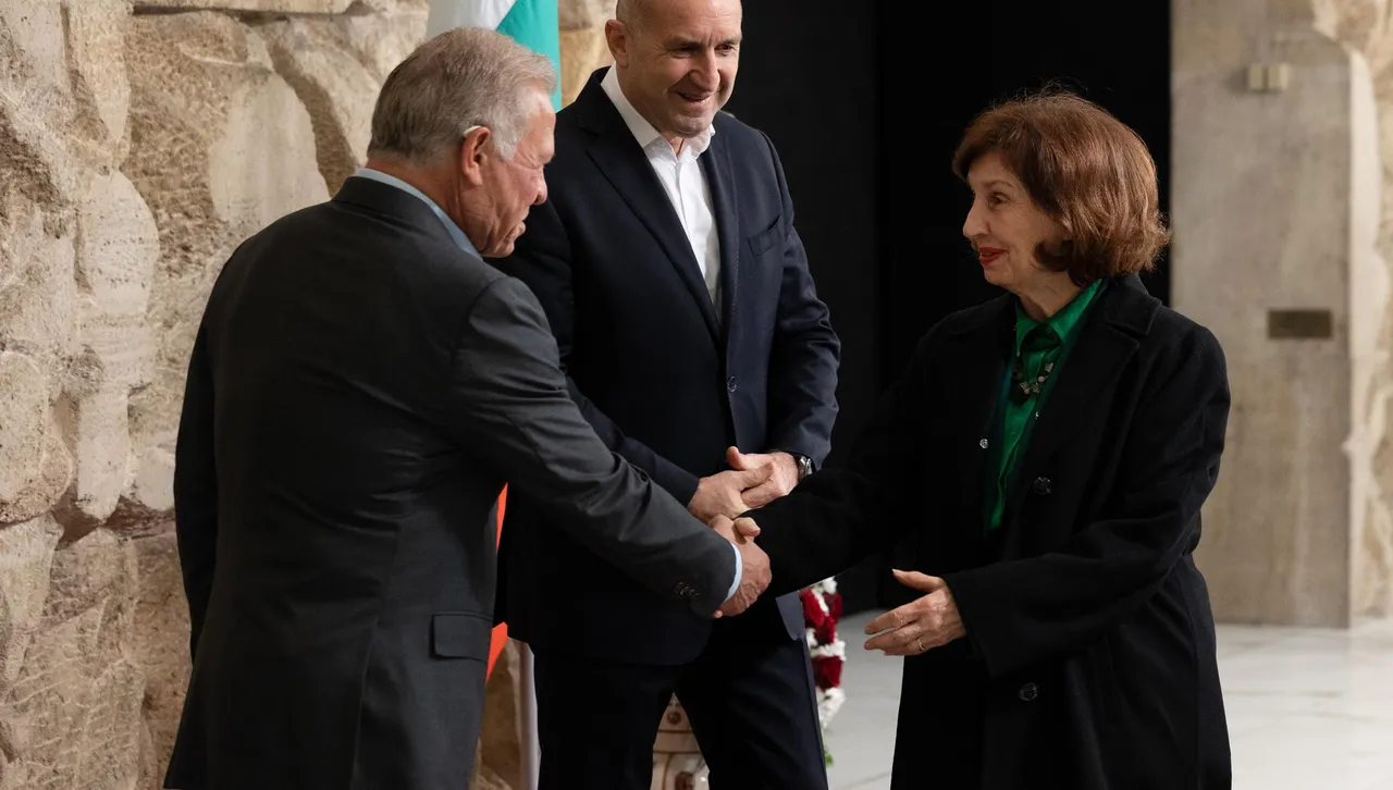 Румен Радев към Силяновска:  България никога не е налагала вето на Северна Македония по пътя ѝ към  ЕС