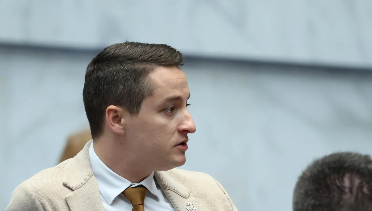 Явор Божанков: Не влизаме във война. Просто подкрепата към "Възраждане" се срина