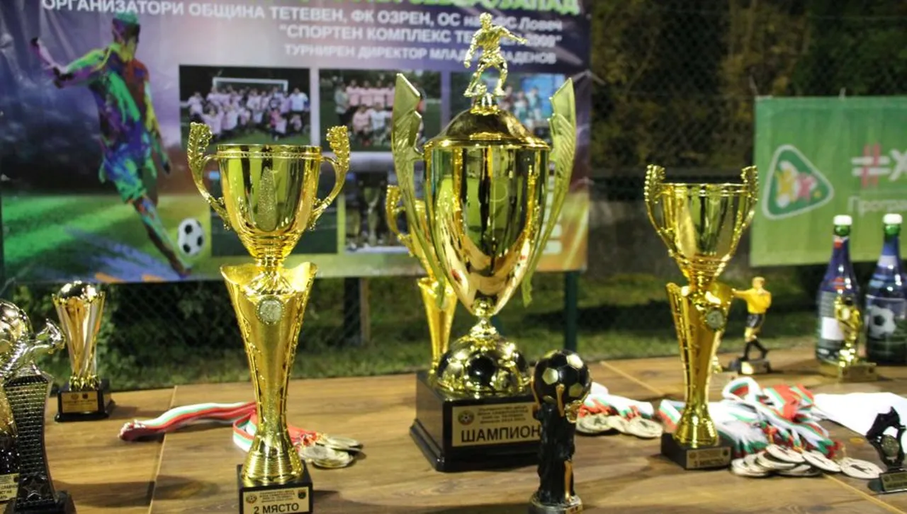 Д-р Мадлена Бояджиева награди победителите в първенството за деца 2012/2013, зона Северозапад