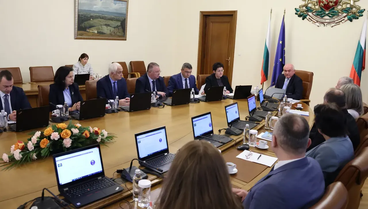 Правителството внася Бюджет 2026 в парламента без тристранен диалог 