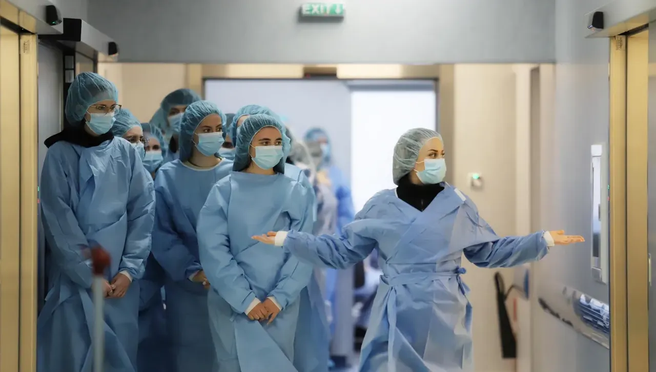 Нападател над медик, лекуващ пациент, е с мярка за неотклонение „задържане под стража“