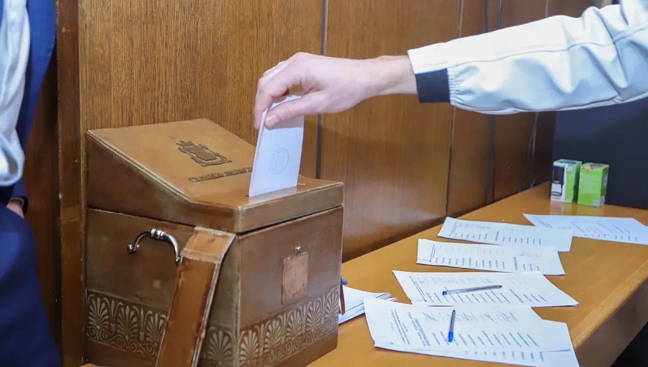 Според Маркет Линкс при избори сега ГЕРБ СДС биха взели