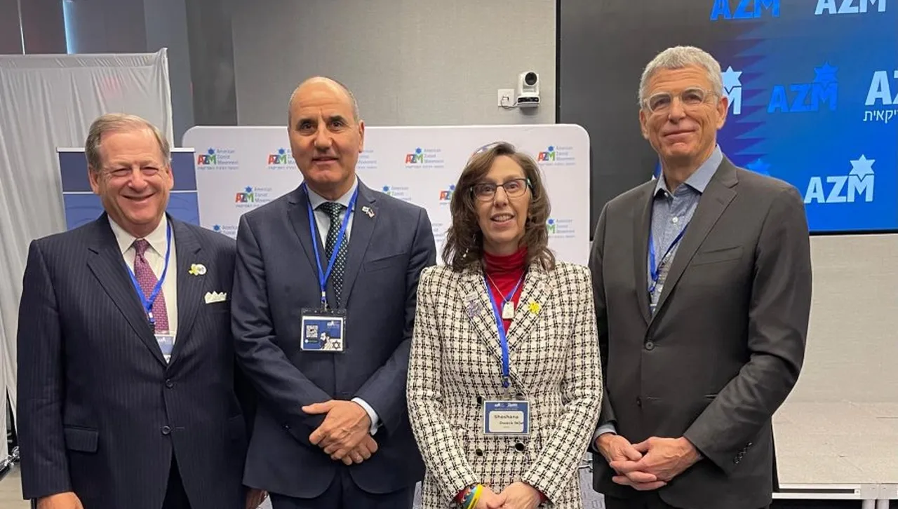 По време на събитието бившият български вътрешен министър се срещна