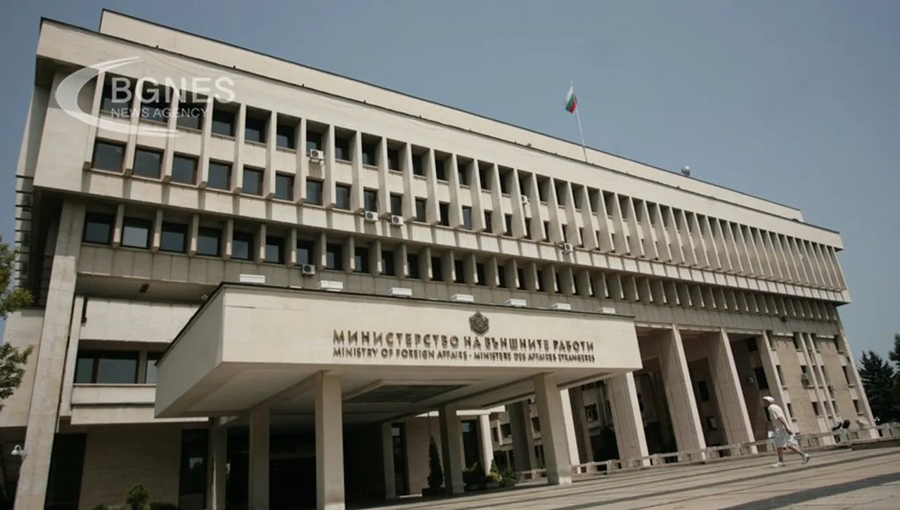 Спекулациите и невярната информация въвличат и поставят под съмнение професионализма