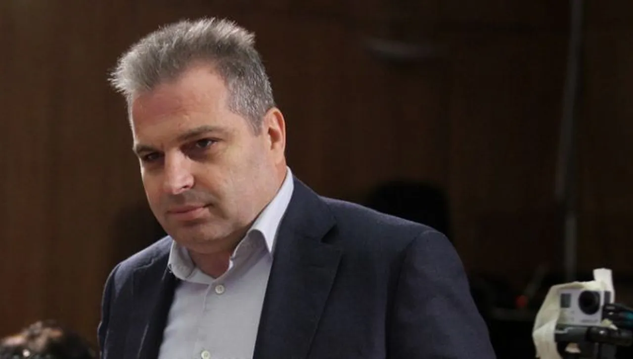 Министър призна: На всеки 2 дни у нас дерайлира влак, вагон или локомотив