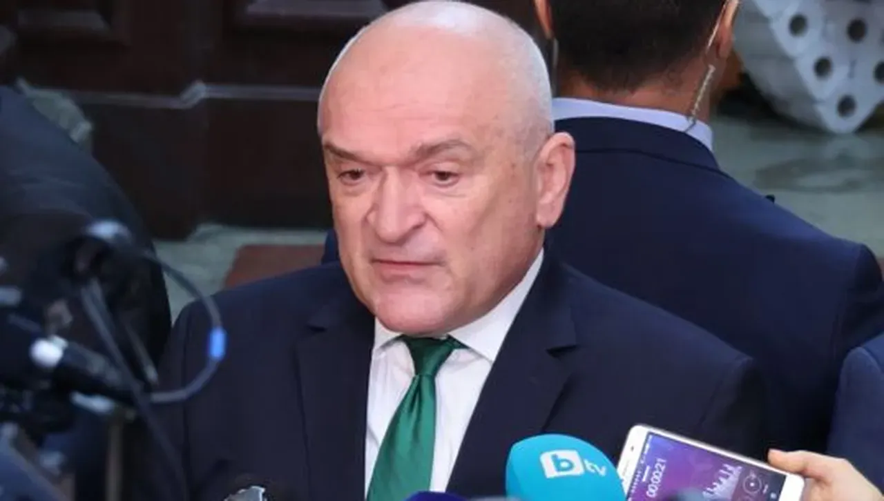 КС отхвърли искането за обявяване на несъвместимост за Димитър Главчев