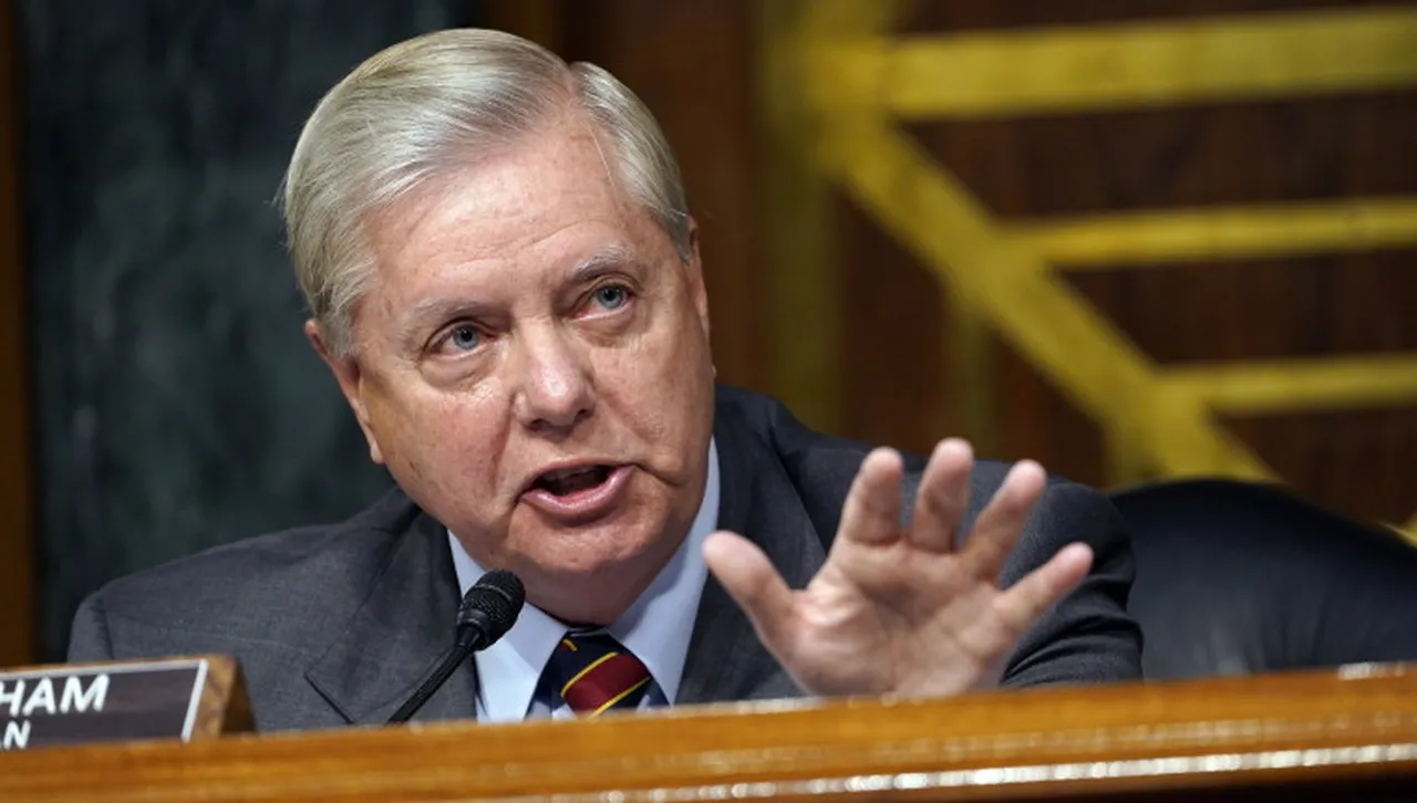 Републикански сенатор с провокация към Заленски: Подай оставка или се промени!