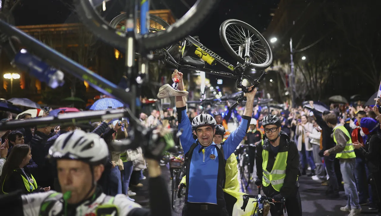 След велопохода до Страсбург, сръбските студенти започват щафетно бягане до Брюксел