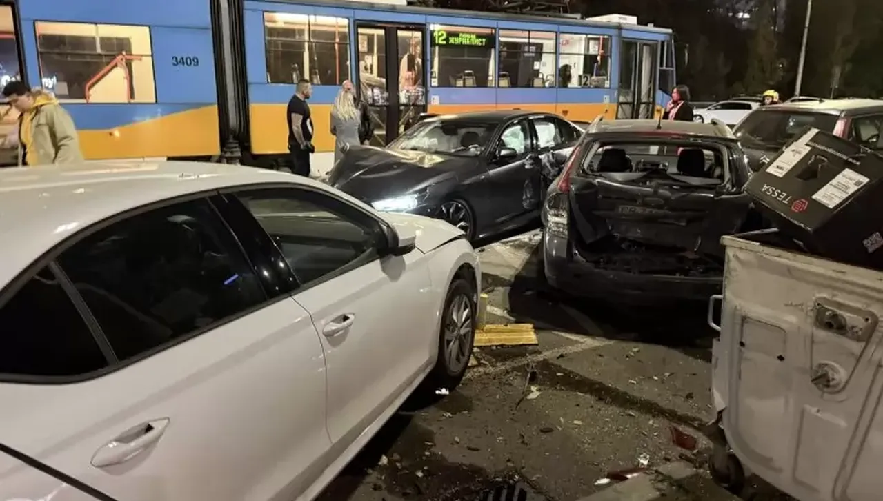 Хулиганът, помел 6 коли на "Витошка", се оказа ексшеф на "Автомагистрали"