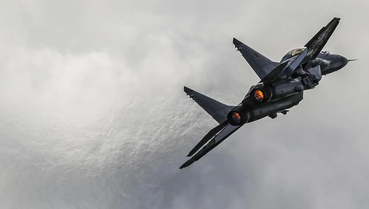 Руските пилоти, нахлули над Естония, са игнорирали сигнали на НАТО-вски самолети  