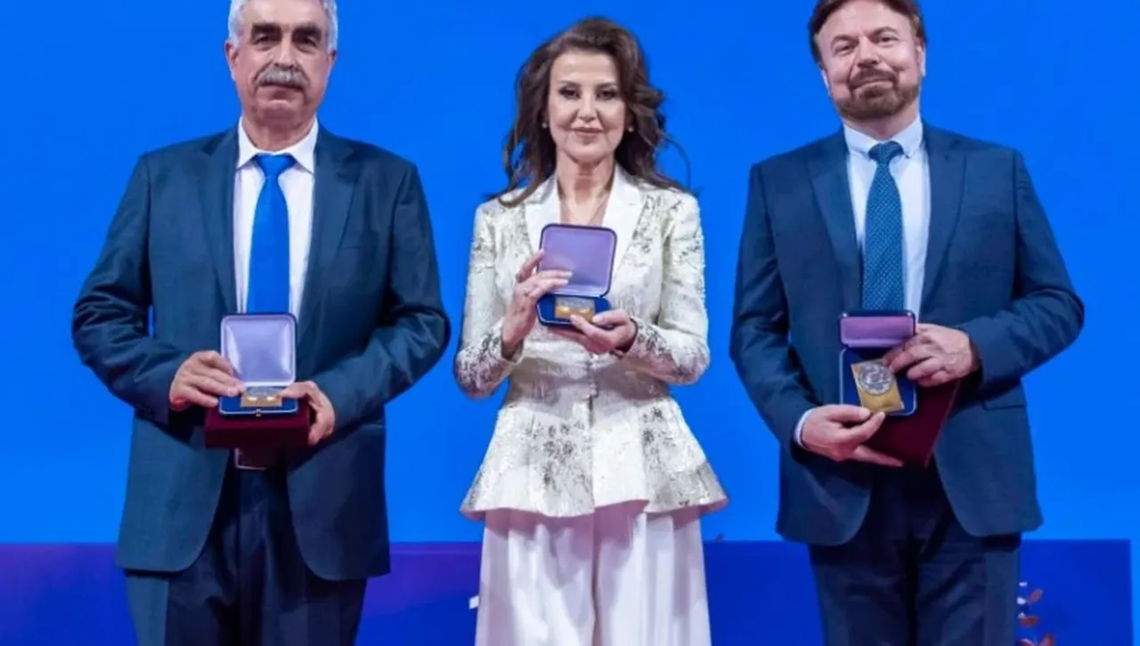 Удостоиха Илиана Раева със специална награда на Международната федерация по гимнастика 