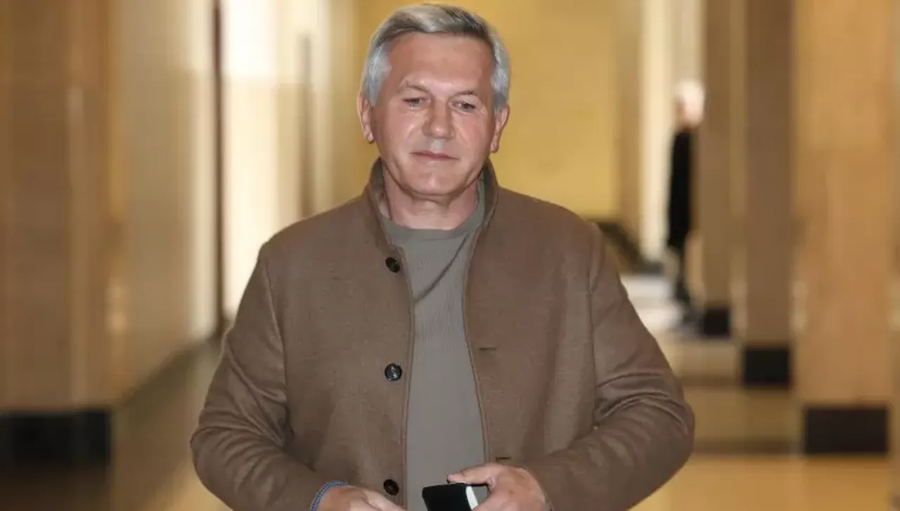 Бизнесменът Валтер Папазки стана собственик на ЦСКА: От години подкрепя отбора