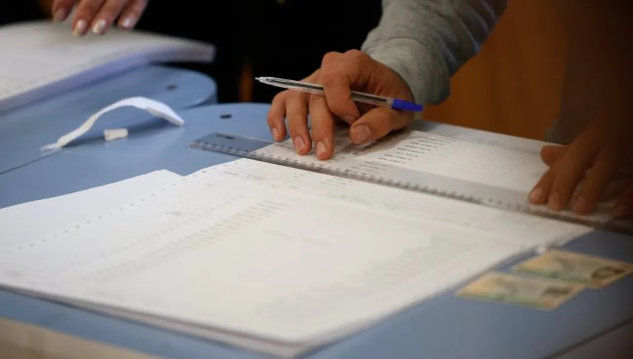 ЦИК започна приема на електронни заявления за гласуване в чужбина 