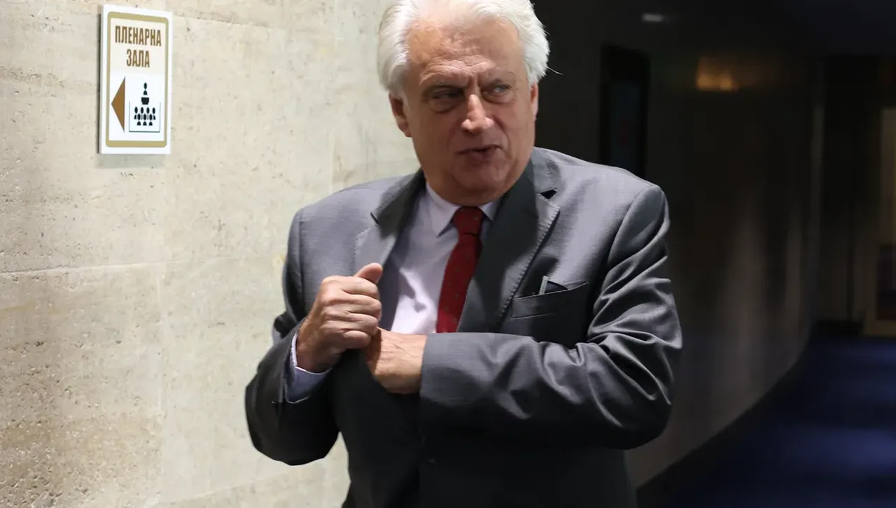 "Зли полицаи" свалиха номерата на BMW-то на жената на Бойко Рашков, нямала  „Гражданска отговорност“ 