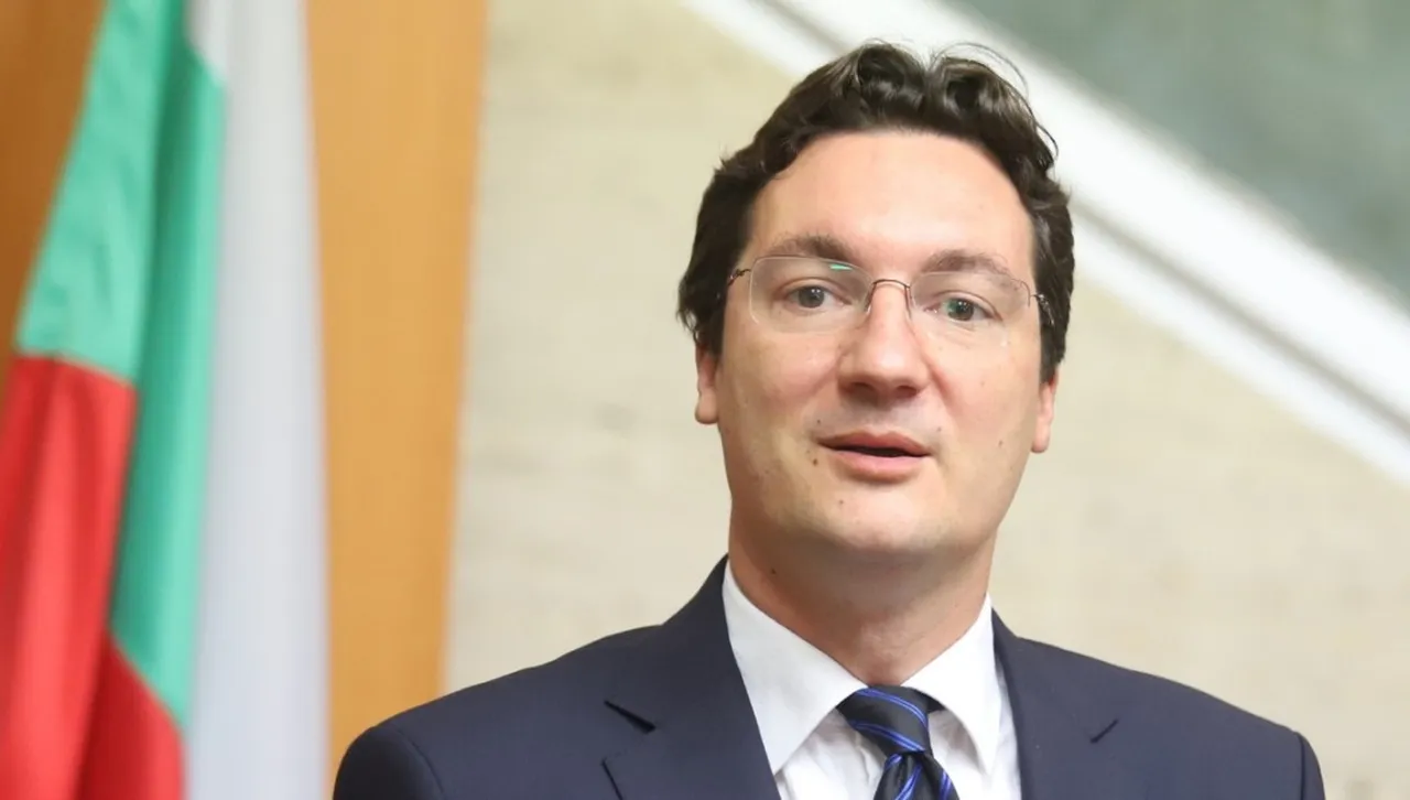 Крум Зарков: Пред нов абсурд сме - от утре без главен прокурор и шеф на ВАС?