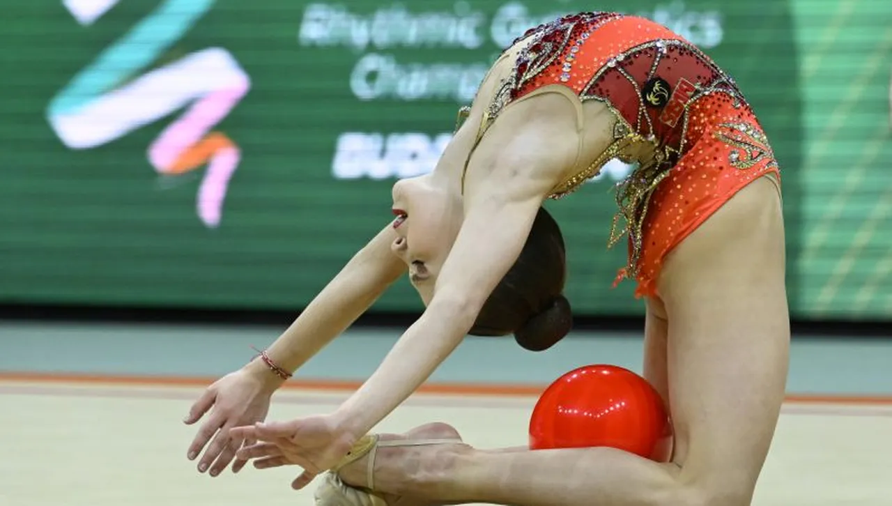 Стилияна Николова поведе с най-висок резултат в многобоя за Световната купа в Баку