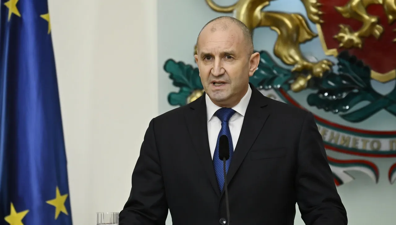 Агенция Ройтерс отбелязва че Радев е изразявал скептицизъм към неотдавнашното