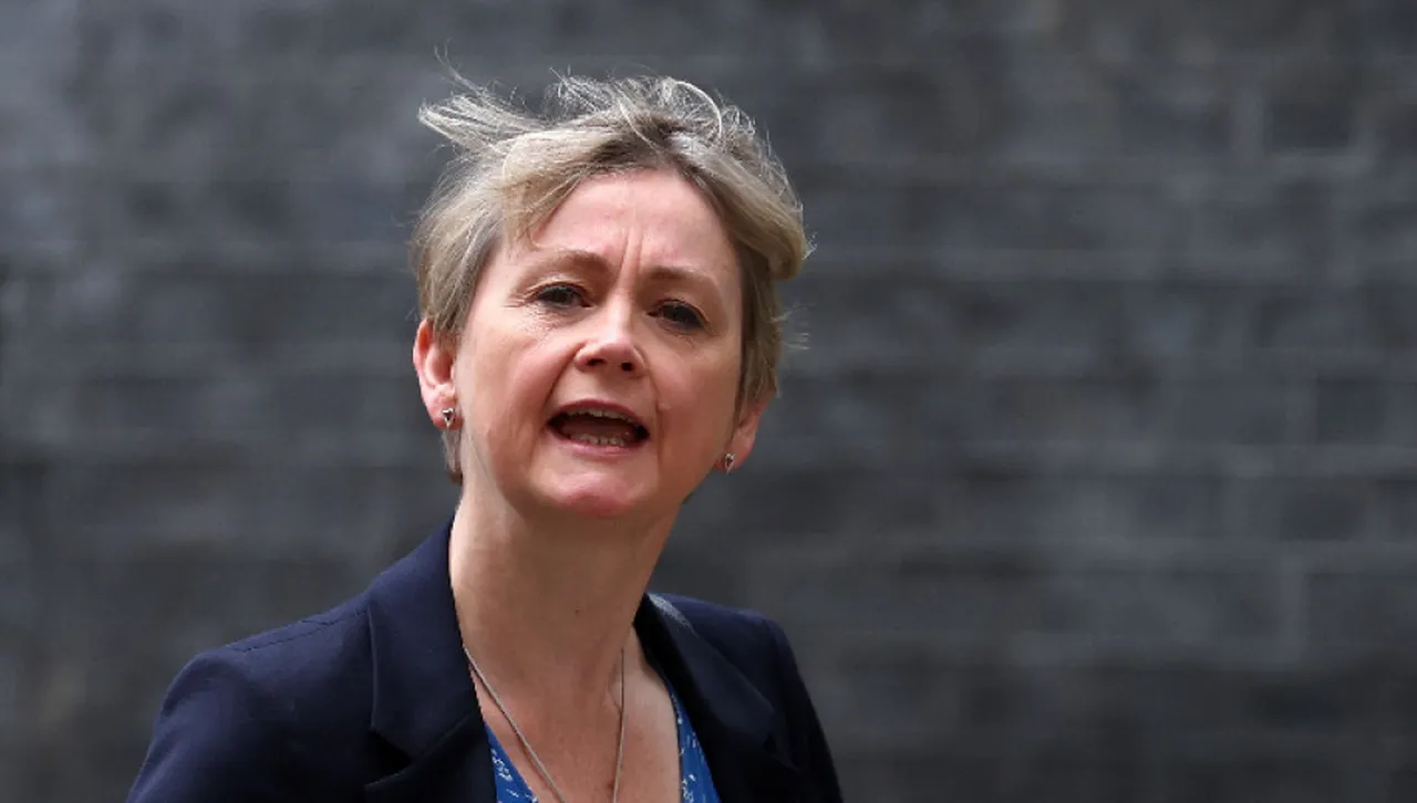 Британски министър с остро предупреждение към Путин: Има риск от "пряка въоръжена конфронтация"