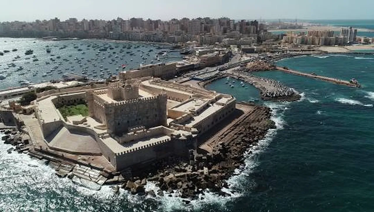 Александрия се свлича в морето заради изменението на климата