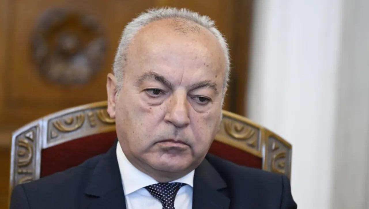 Вицепремиерът се оправда за бюджетния дефицит с разходите които са